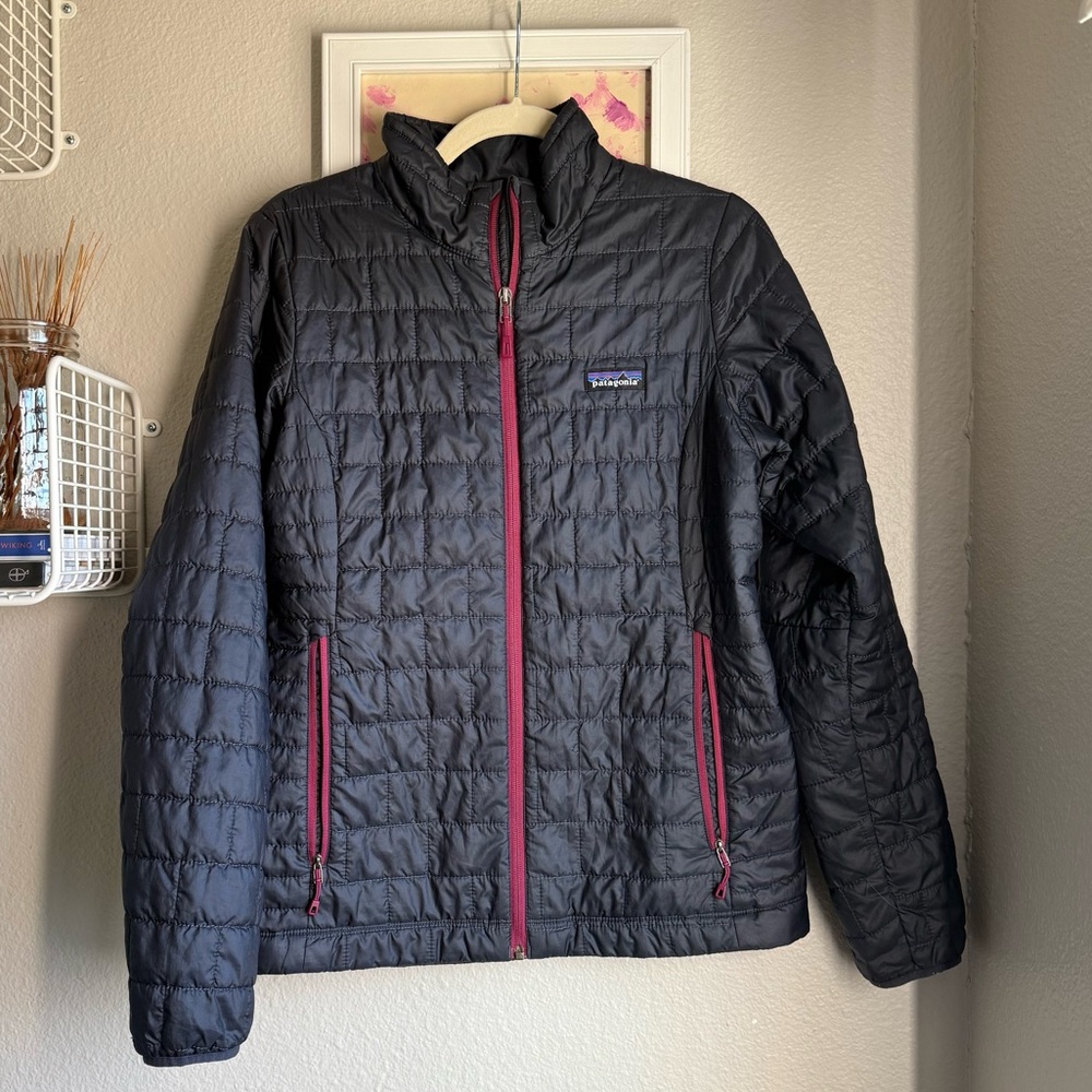 Patagonia Women’s Nano Puff Jacket Navy M